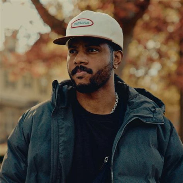 Bryson Tiller Height, Weight, Net Worth, Age, Birthday, Wikipedia, Who, Nationality, Biography