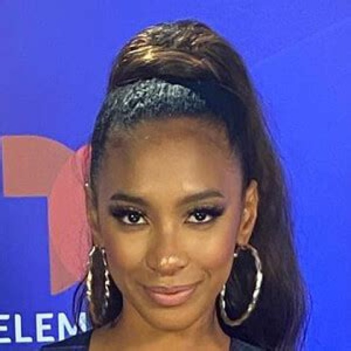 Gabriela Ovalles Height, Weight, Net Worth, Age, Birthday, Wikipedia, Who, Nationality, Biography