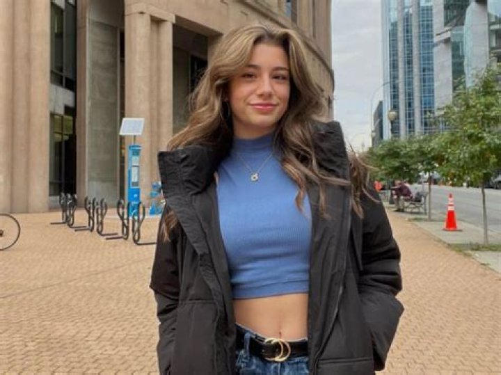 
Mikayla Campinos Wiki: What’s Her Ethnicity? Religion & Relationship Explore 